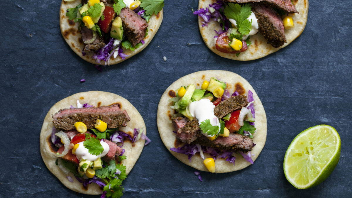 Keto fajitas af hørfrø pandekager